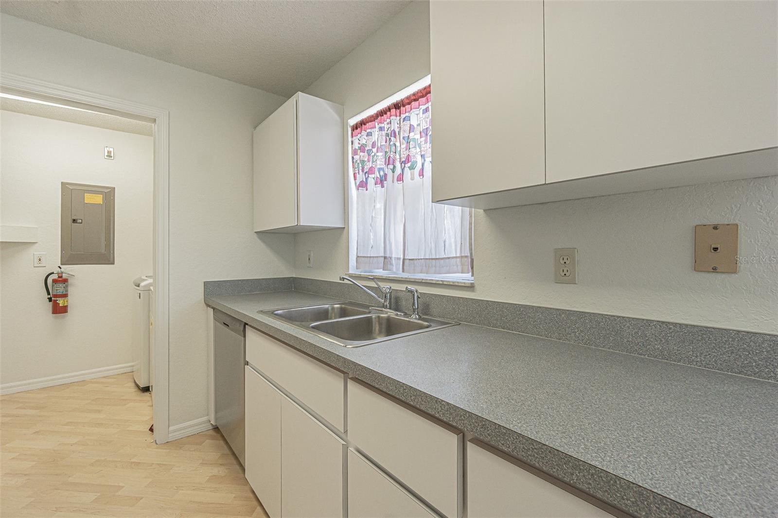 8157 Sturbridge Ct Property Photo 10