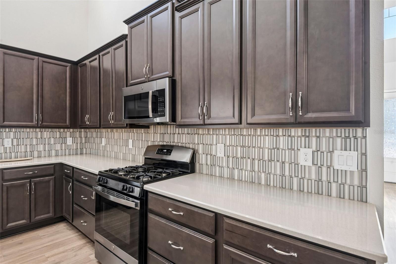 13690 Stevenson Ln Property Photo 6