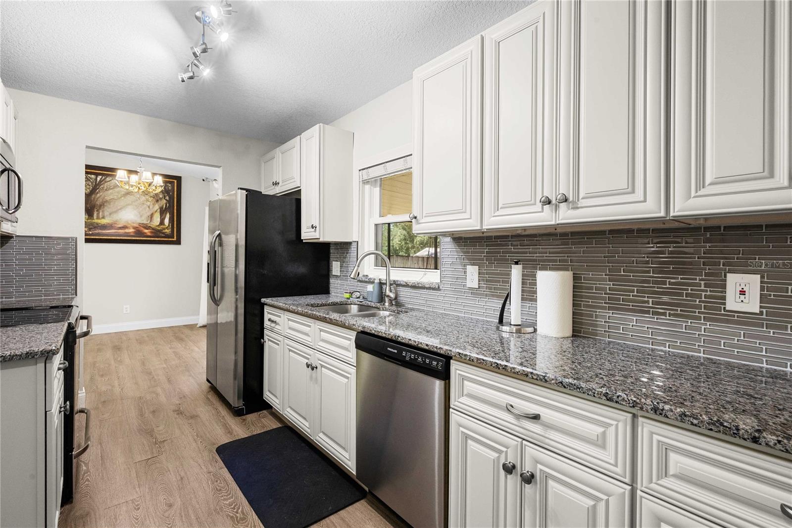 2423 Forrest Crest Cir Property Photo 3