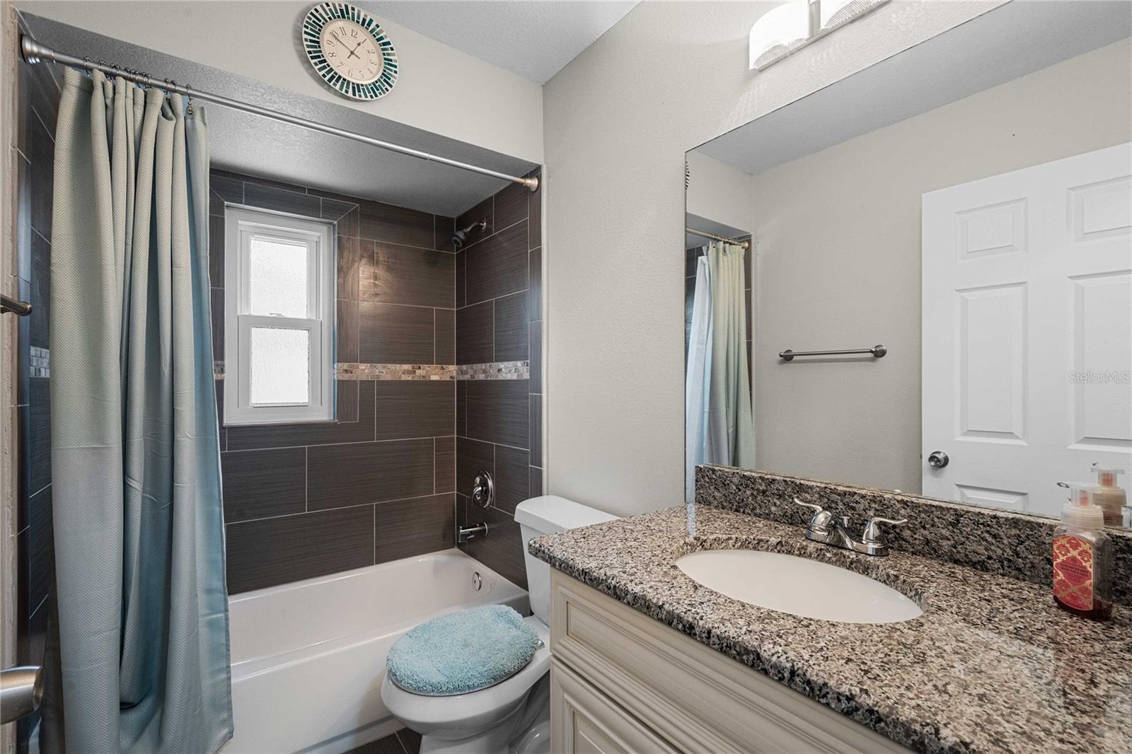 2423 Forrest Crest Cir Property Photo 9