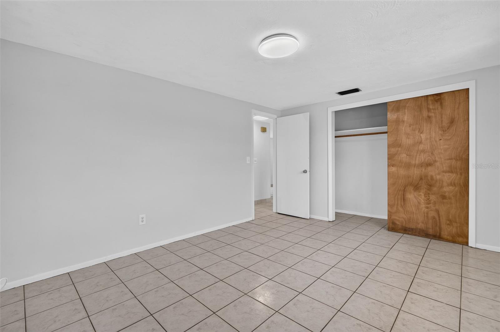 3852 Sunray Dr Property Photo 19