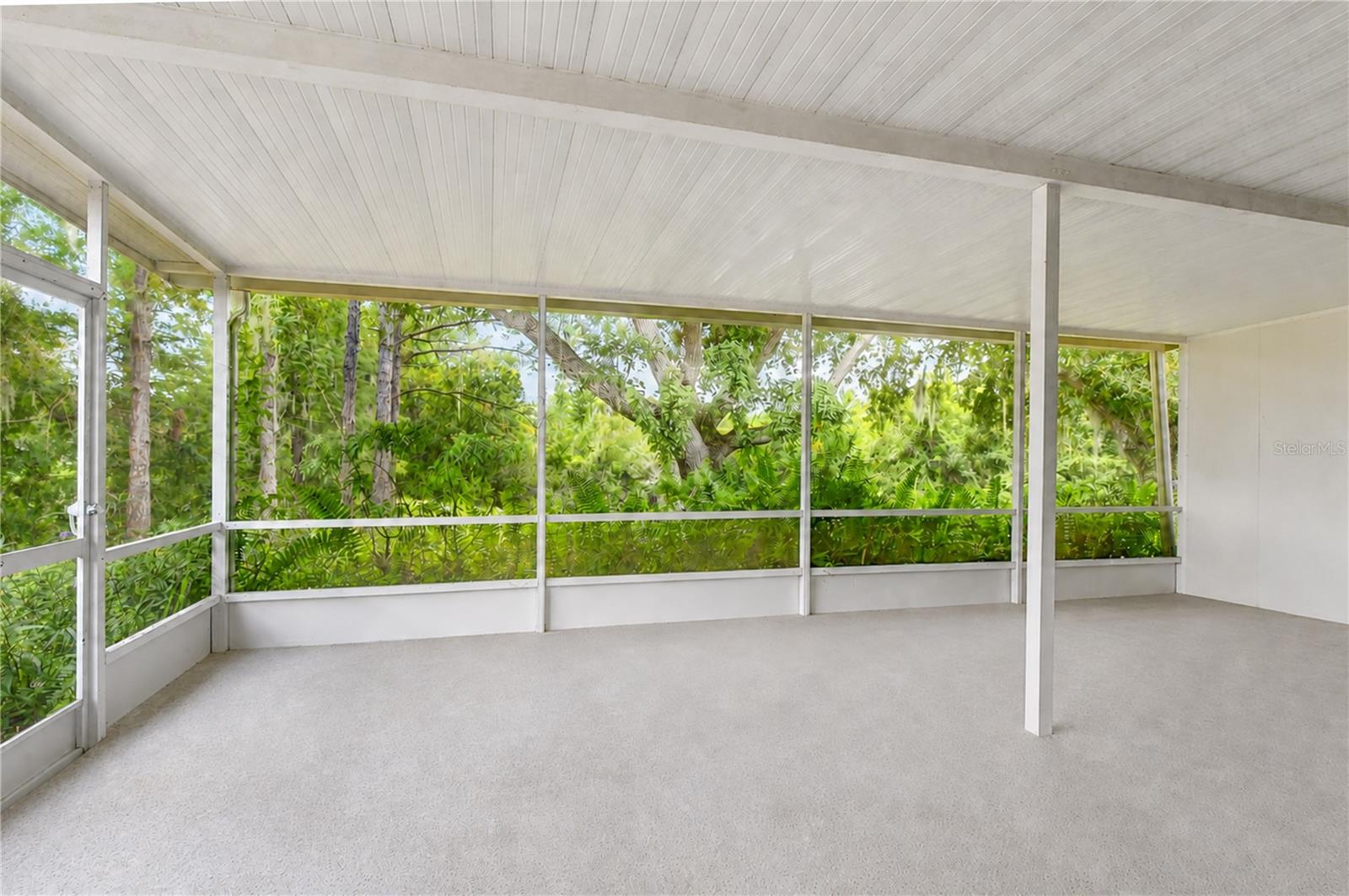 6026 Sandhill Ridge Dr Property Photo 17