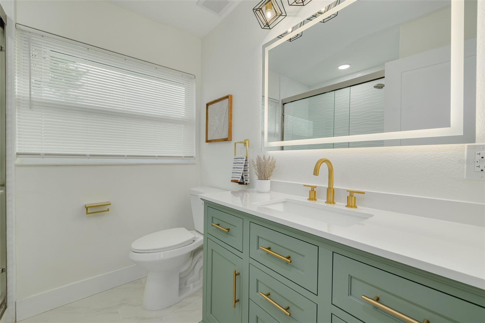 1673 Cambridge Dr Property Photo 15
