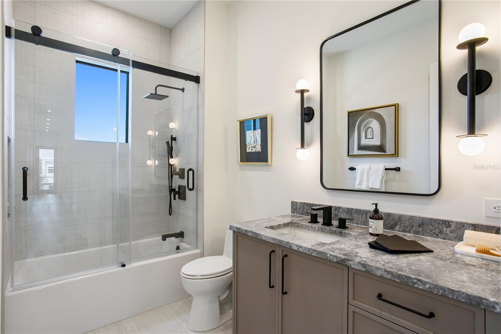 5007 W San Miguel St Property Photo 45