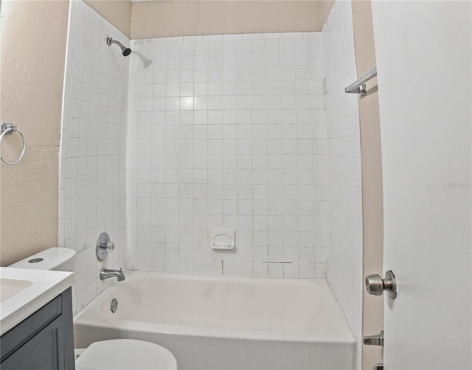 3808 N 54th St Property Photo 8