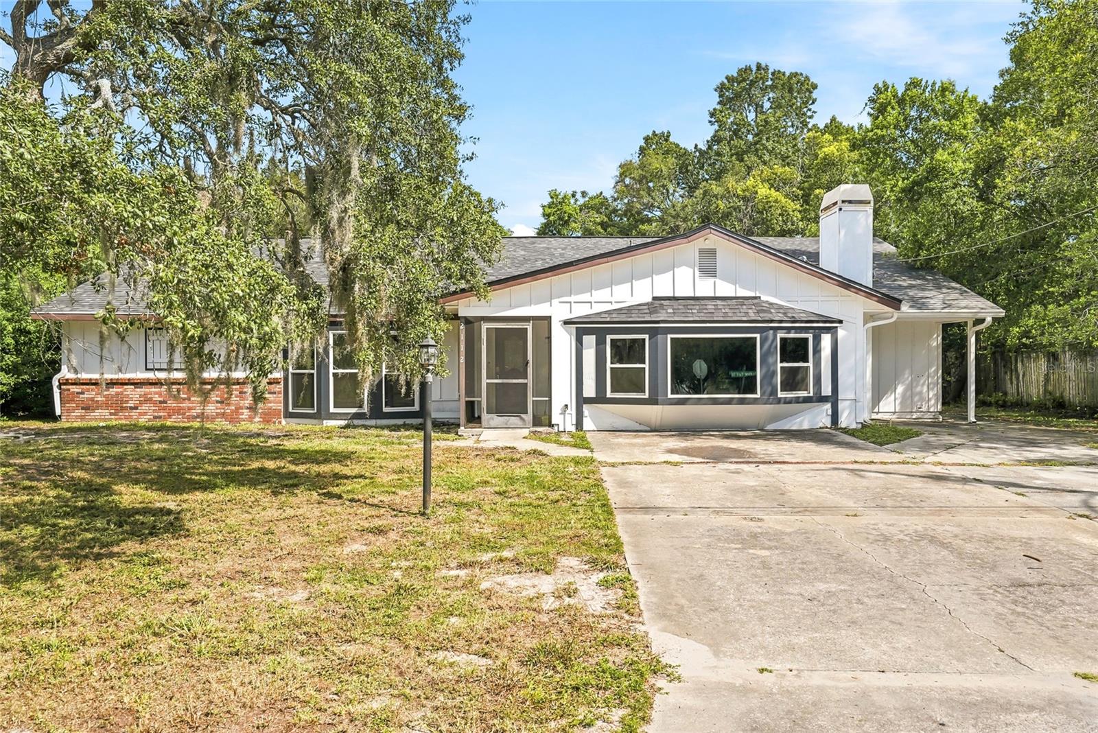 2112 Meadow Lark Rd Property Photo 2