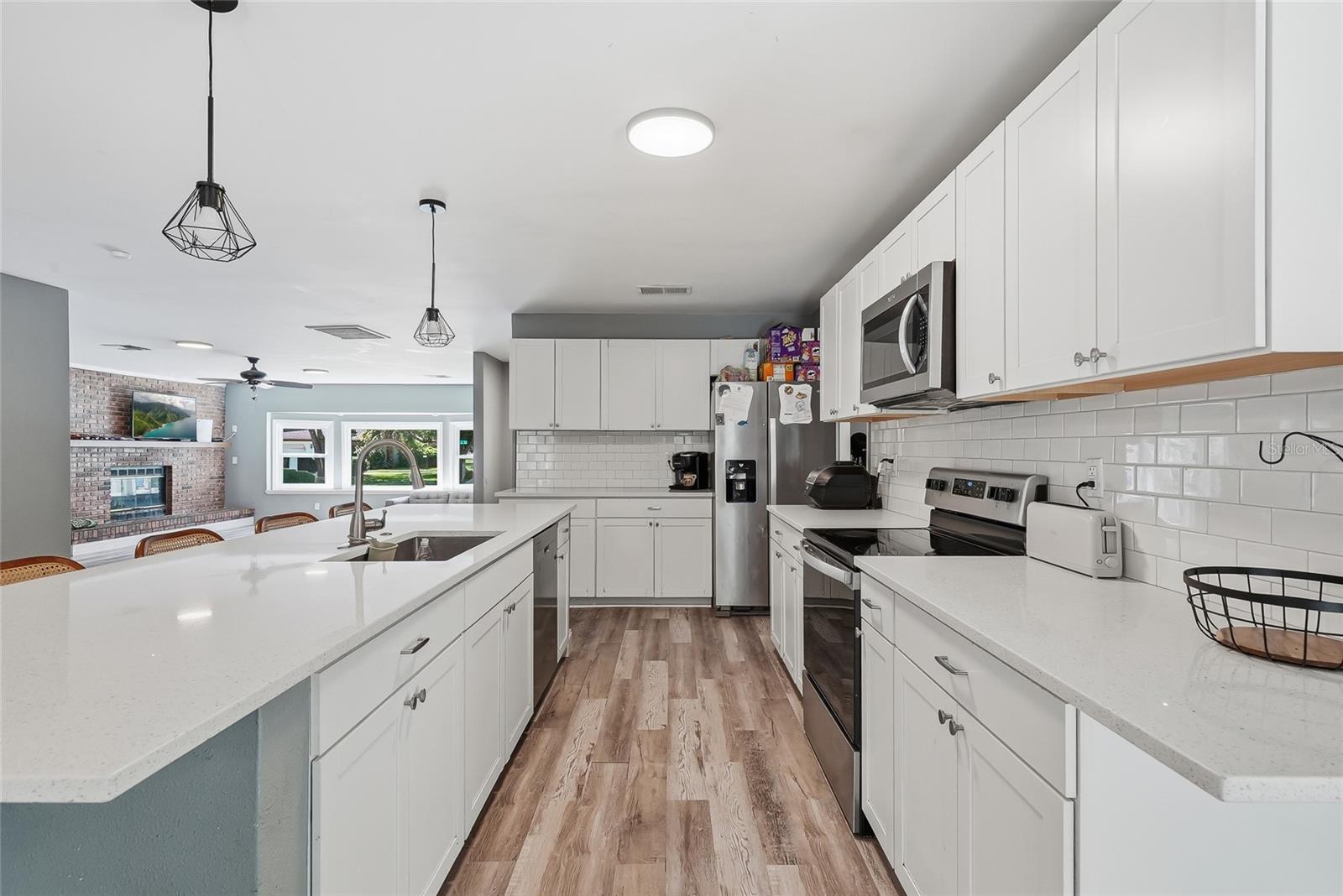 2112 Meadow Lark Rd Property Photo 17