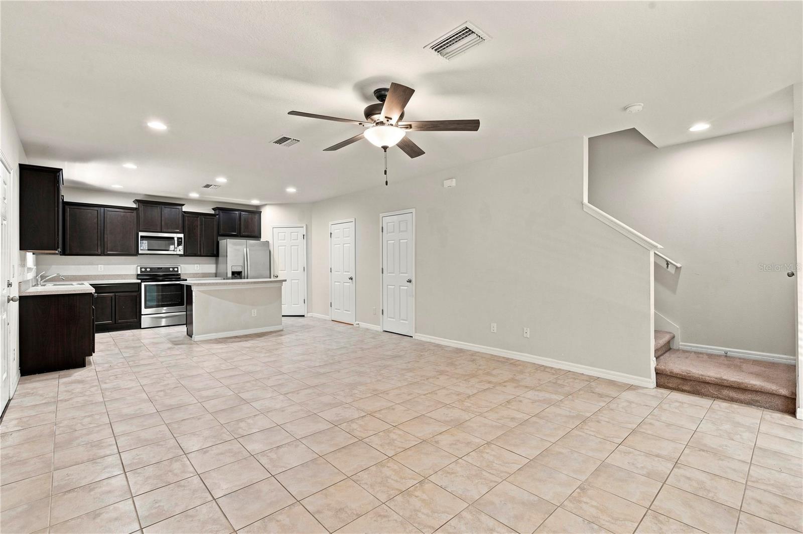 4824 Chatterton Way Property Photo 8