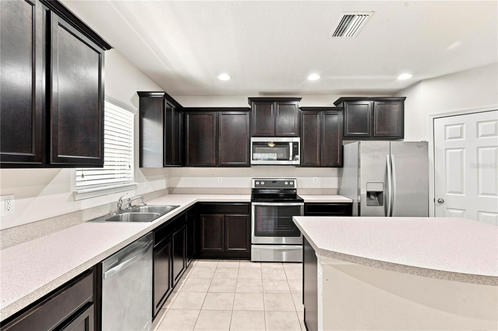 4824 Chatterton Way Property Photo 15