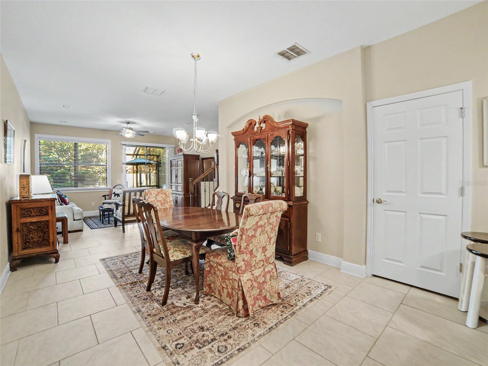 1985 Lake Waters Pl Property Photo 6