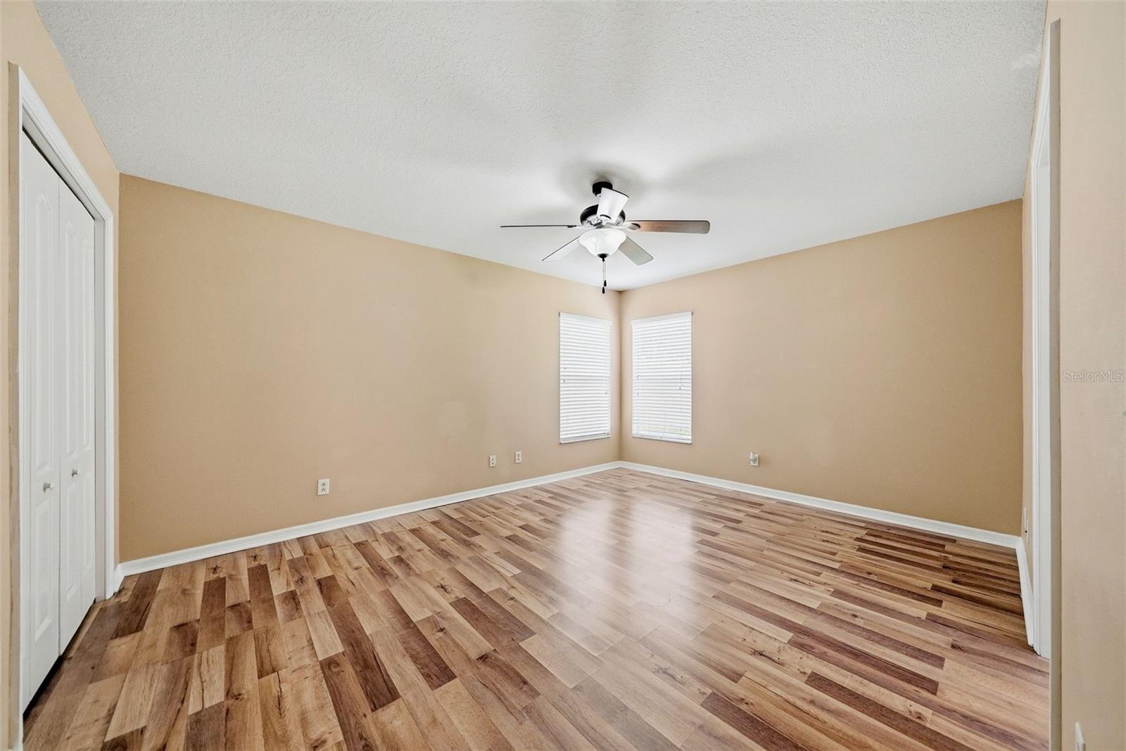925 Windton Oak Dr Property Photo 22