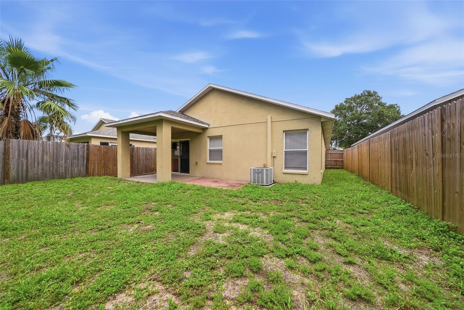 925 Windton Oak Dr Property Photo 38