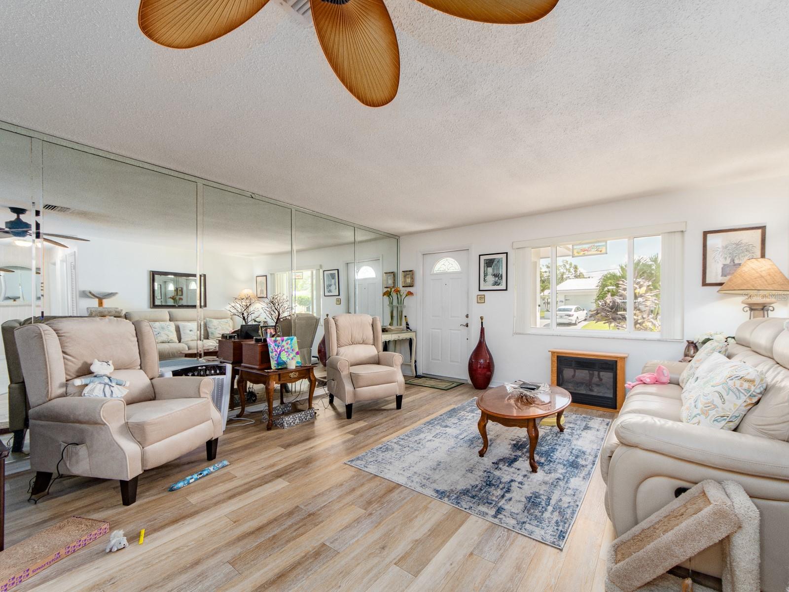 14104 89th Ave Property Photo 5