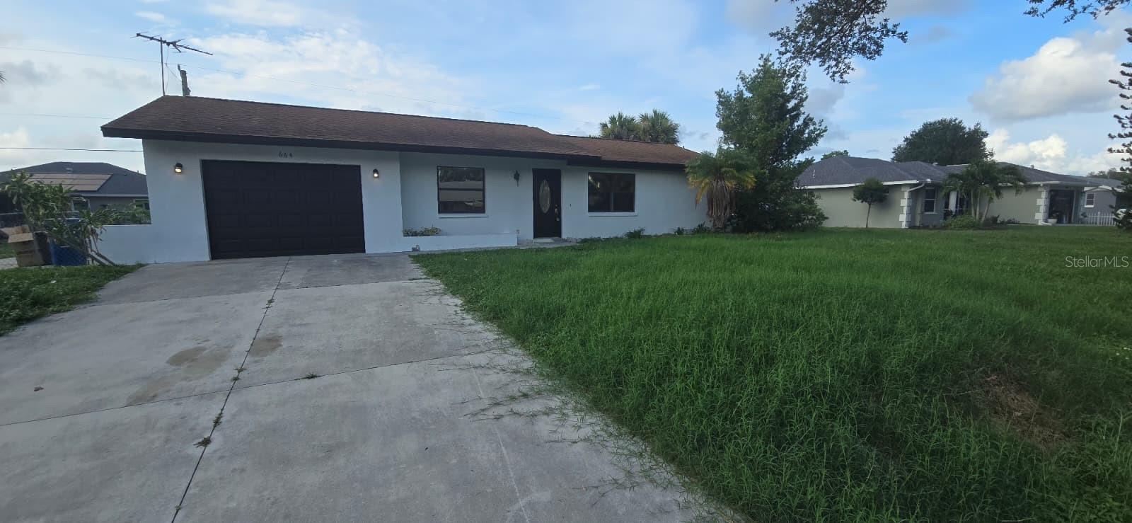 664 CYPRESS RD Property Photo 1
