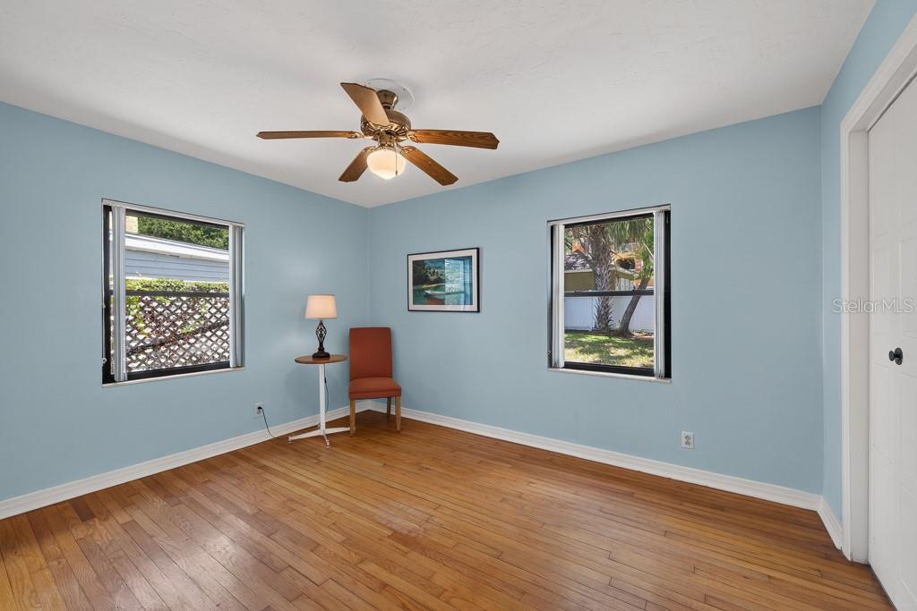 4306 S Grady Ave Property Photo 22