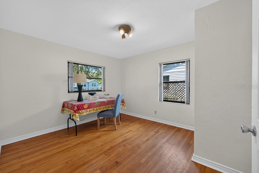 4306 S Grady Ave Property Photo 25