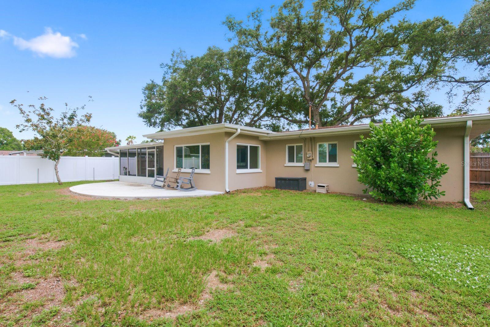 613 Imperial Dr Property Photo 32