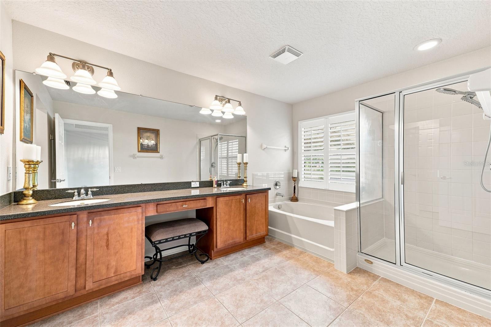 14217 Wake Robin Dr Property Photo 36