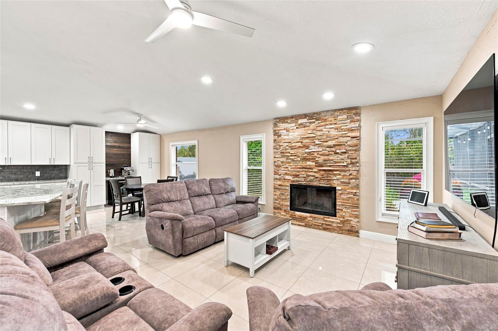 16502 Cayman Dr Property Photo 13