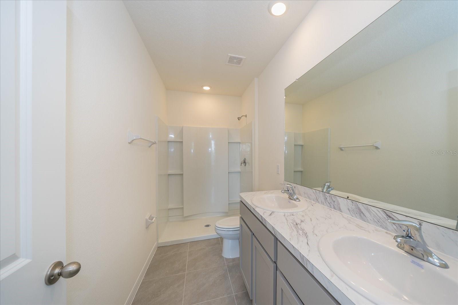 16642 Maude Dr Property Photo 14