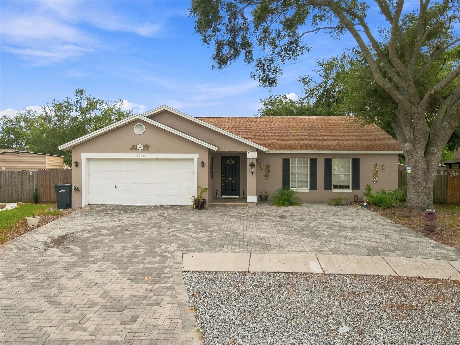 1018 Peachwood Dr Property Photo 1