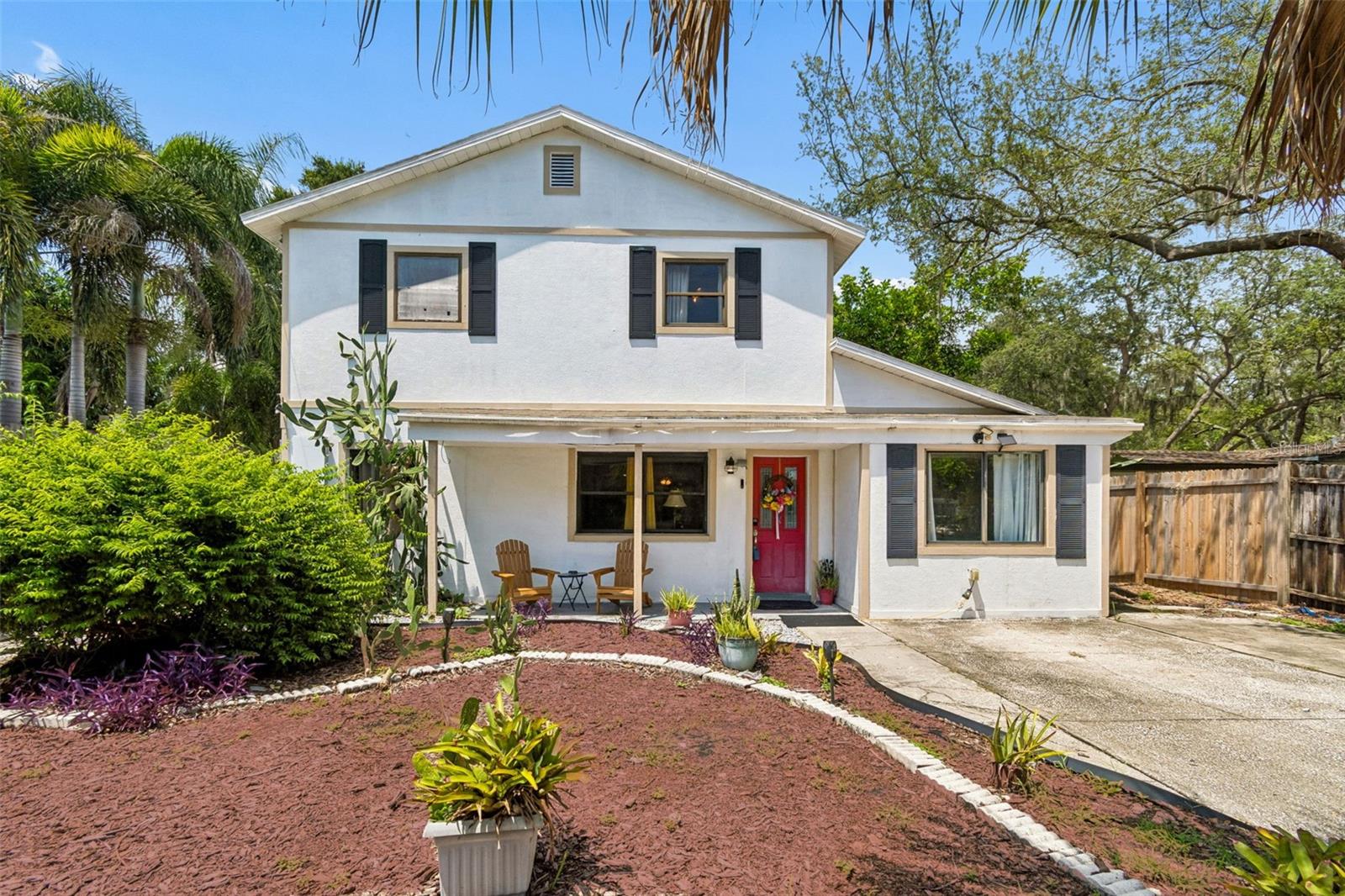 2017 S VILLAGE AVE Property Photo 1