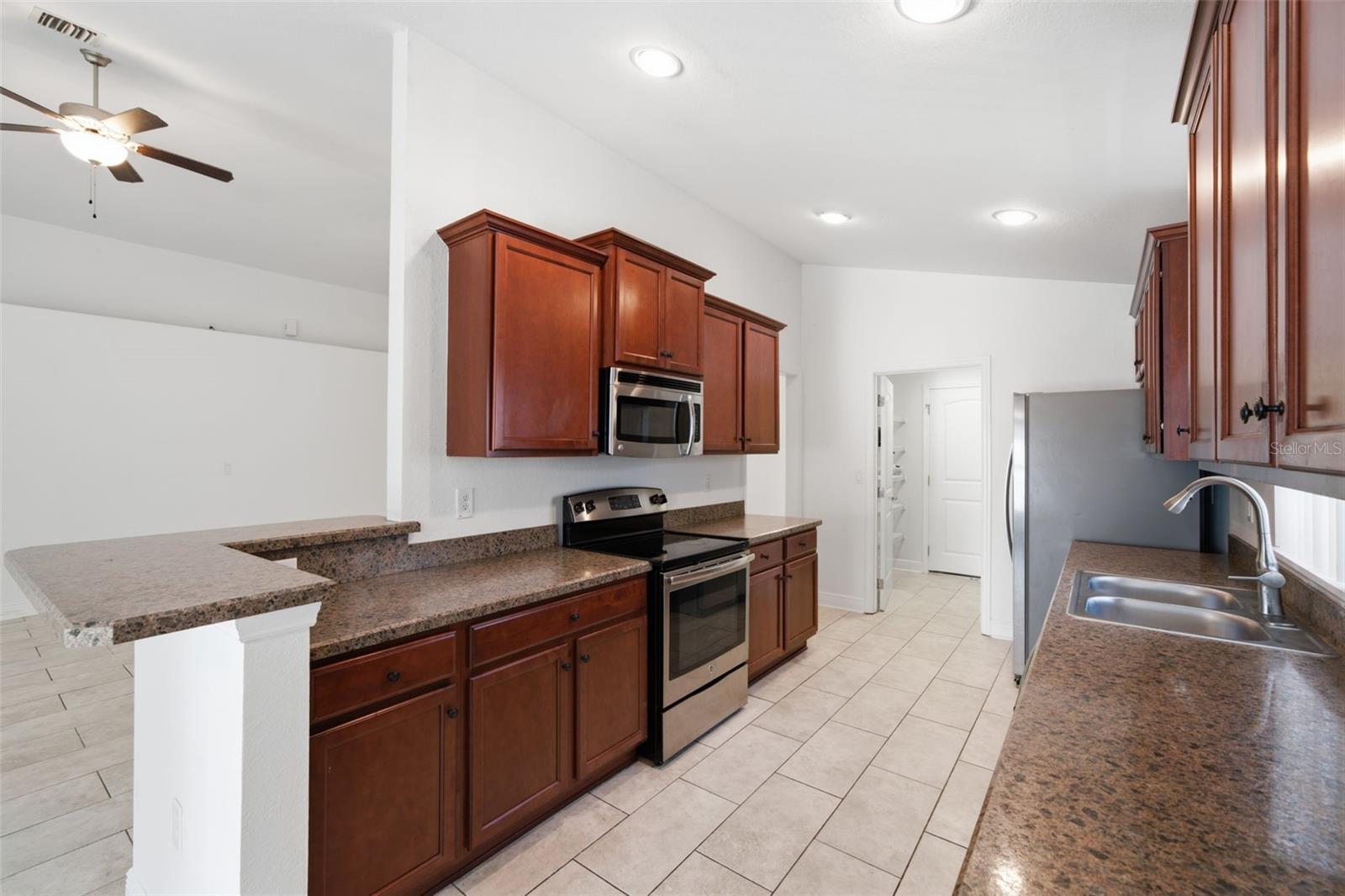 14310 Edinburgh Moor Dr Property Photo 6