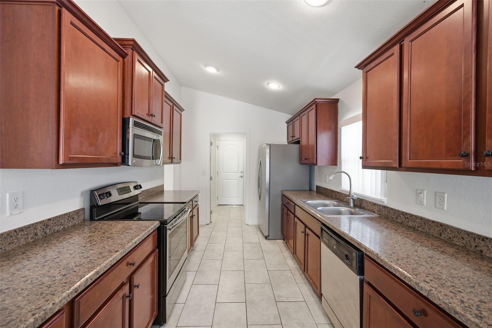 14310 Edinburgh Moor Dr Property Photo 7