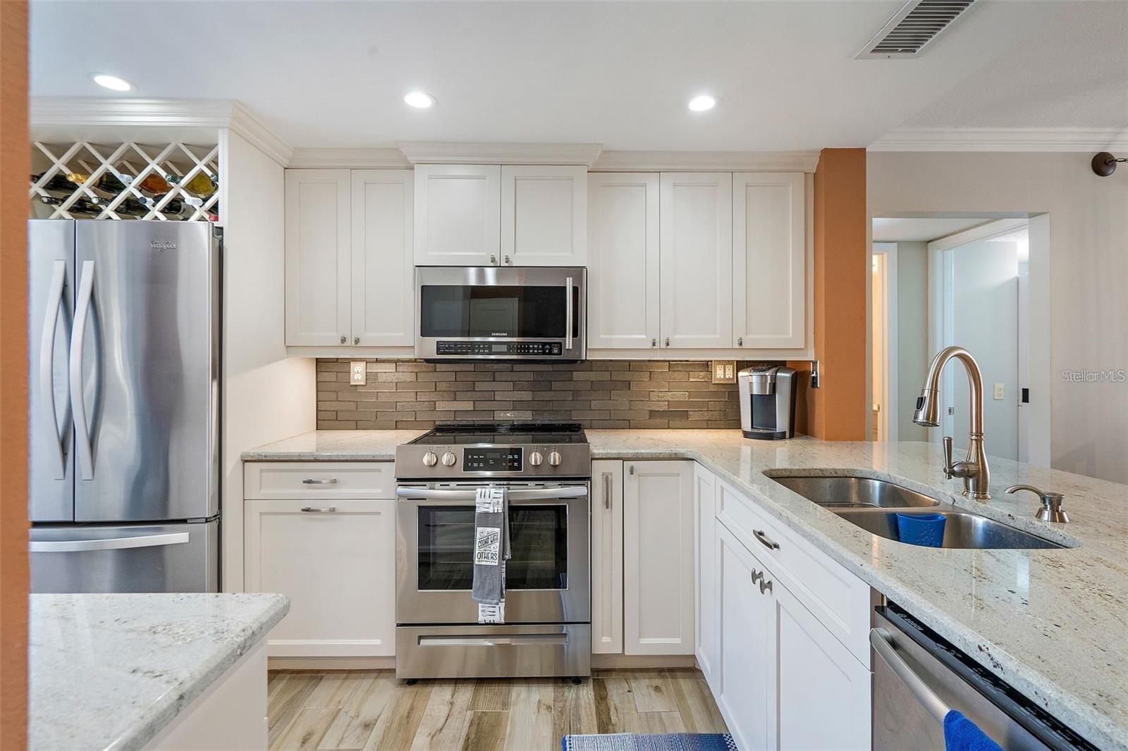 6277 Bahia Del Mar Blvd #110 Property Photo 11