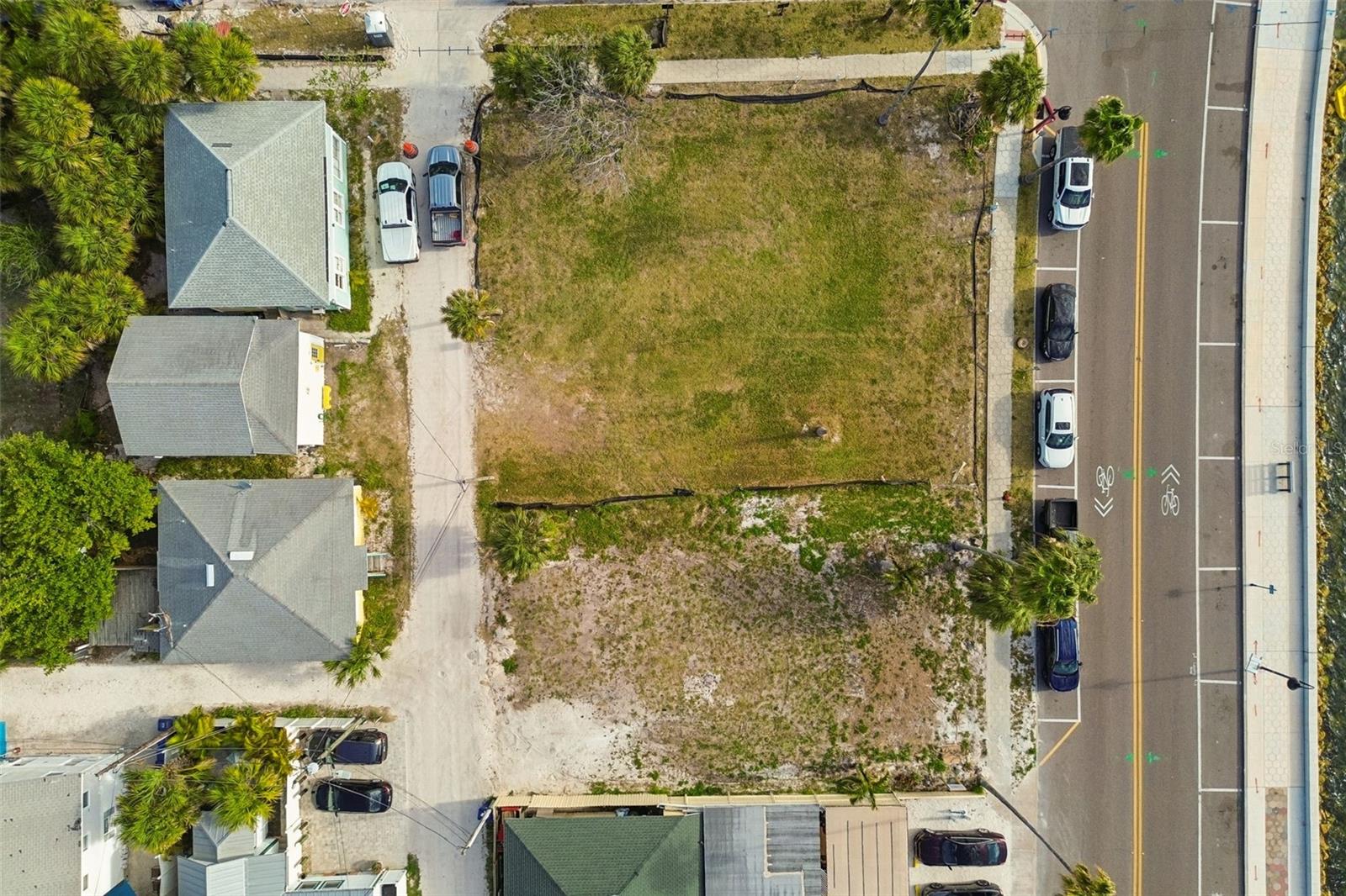 808 Pass A Grille Way Property Photo 21