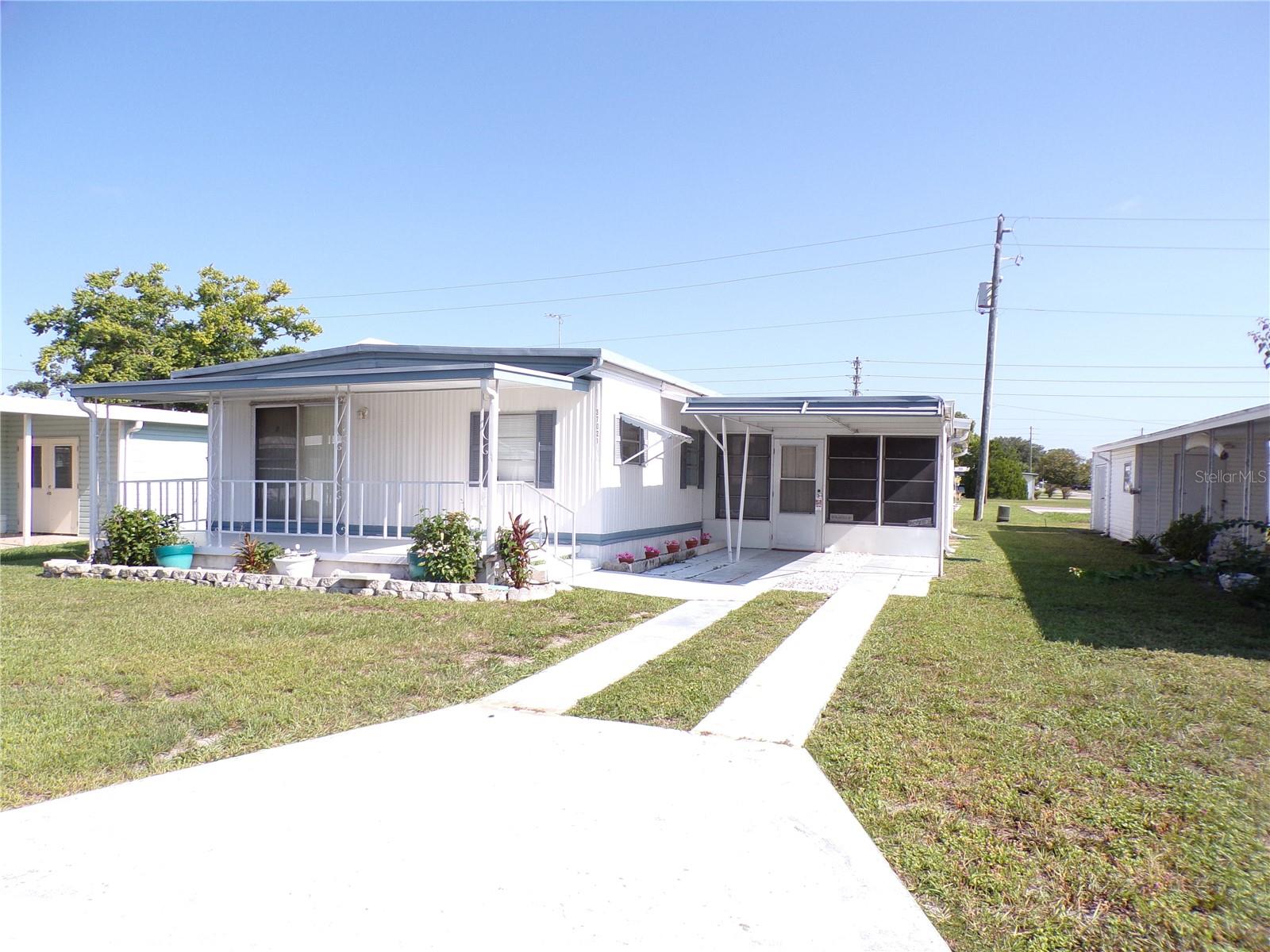 37021 Sandra Ave Property Photo 2