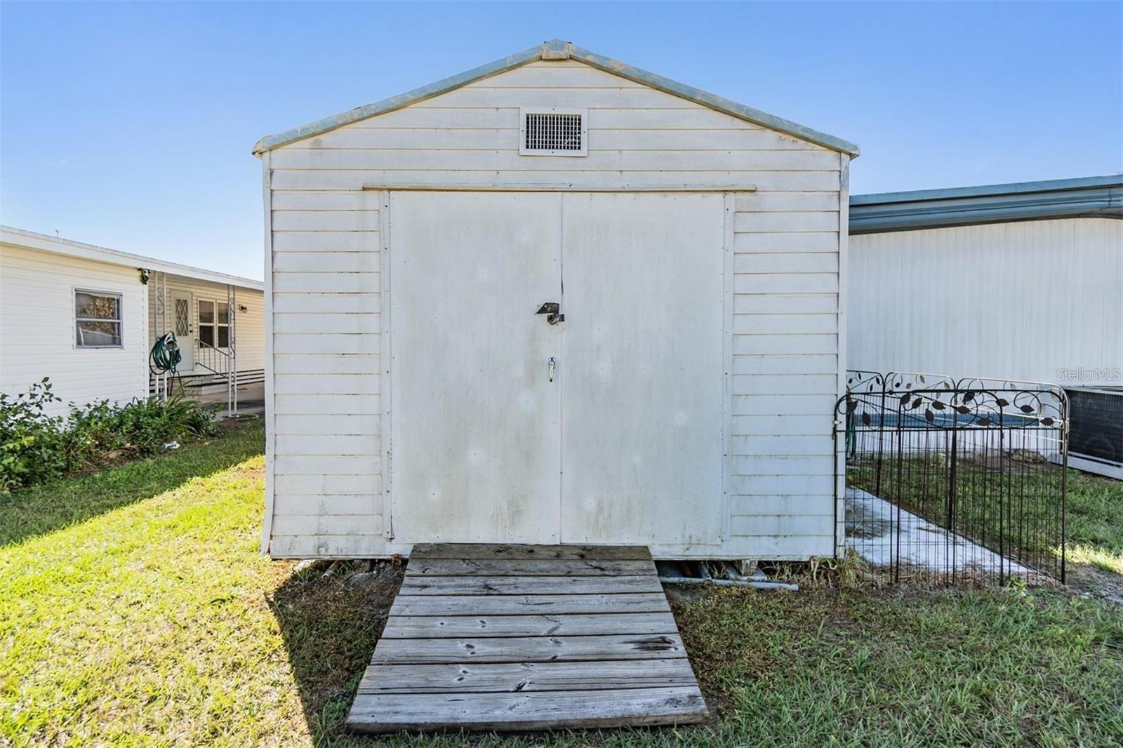 37021 Sandra Ave Property Photo 6