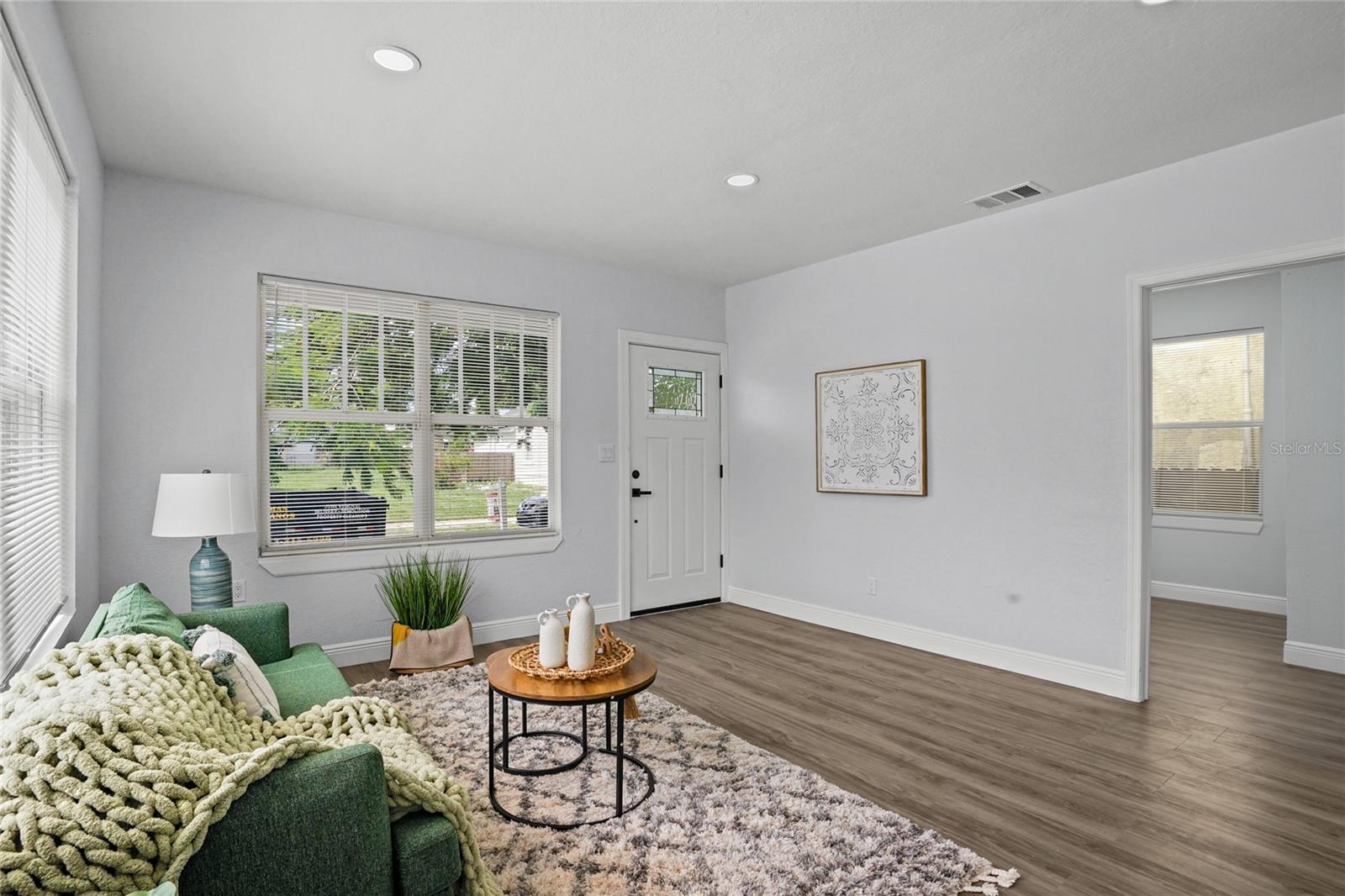 2517 W Palmetto St Property Photo 3