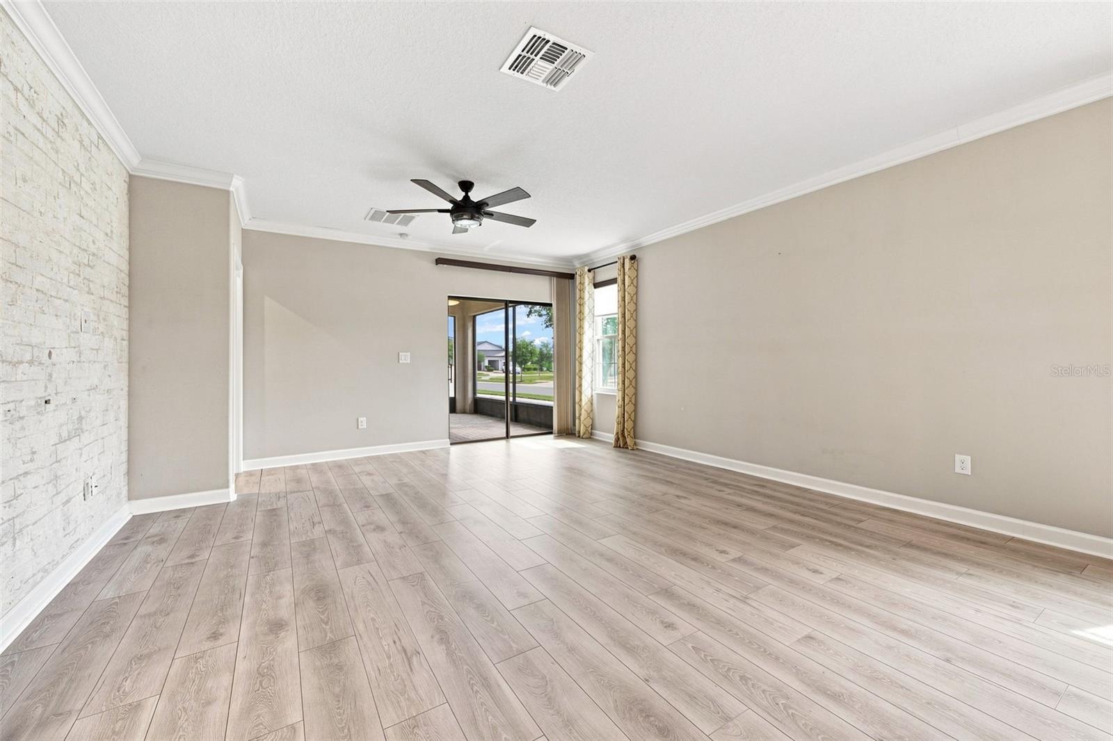 10444 Weldon Cork Way Property Photo 5