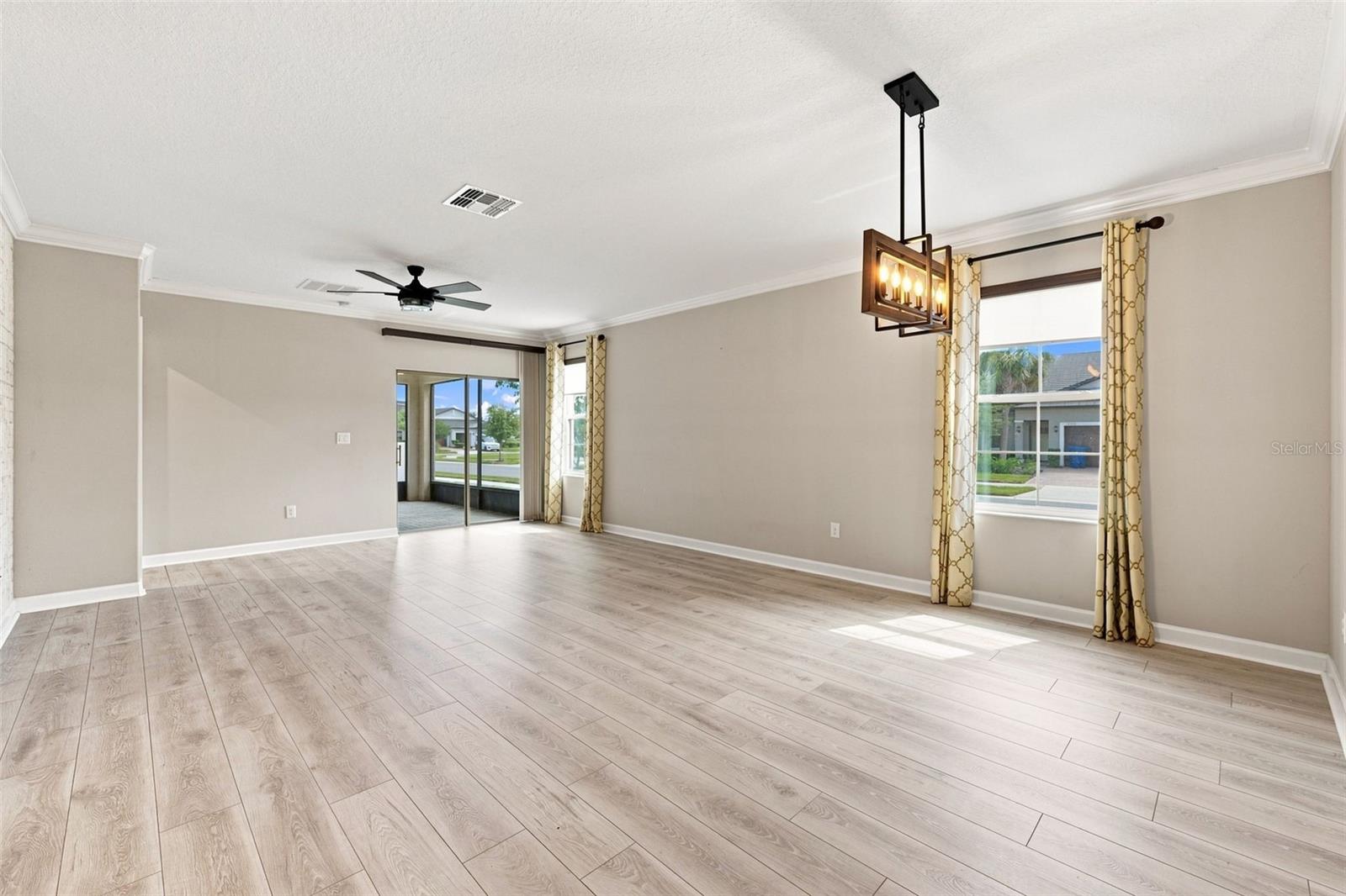 10444 Weldon Cork Way Property Photo 9