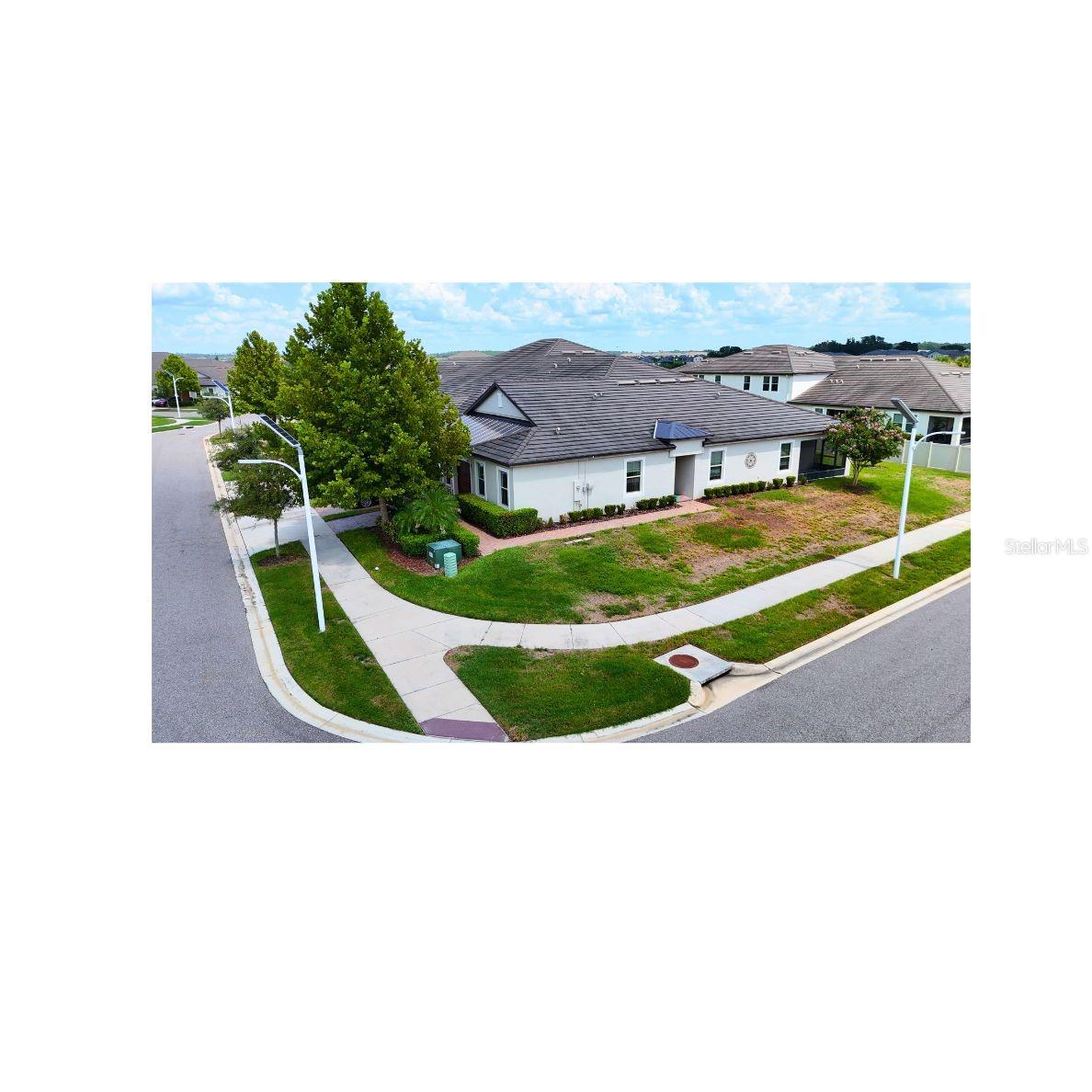 TB8538825 Property Photo 1