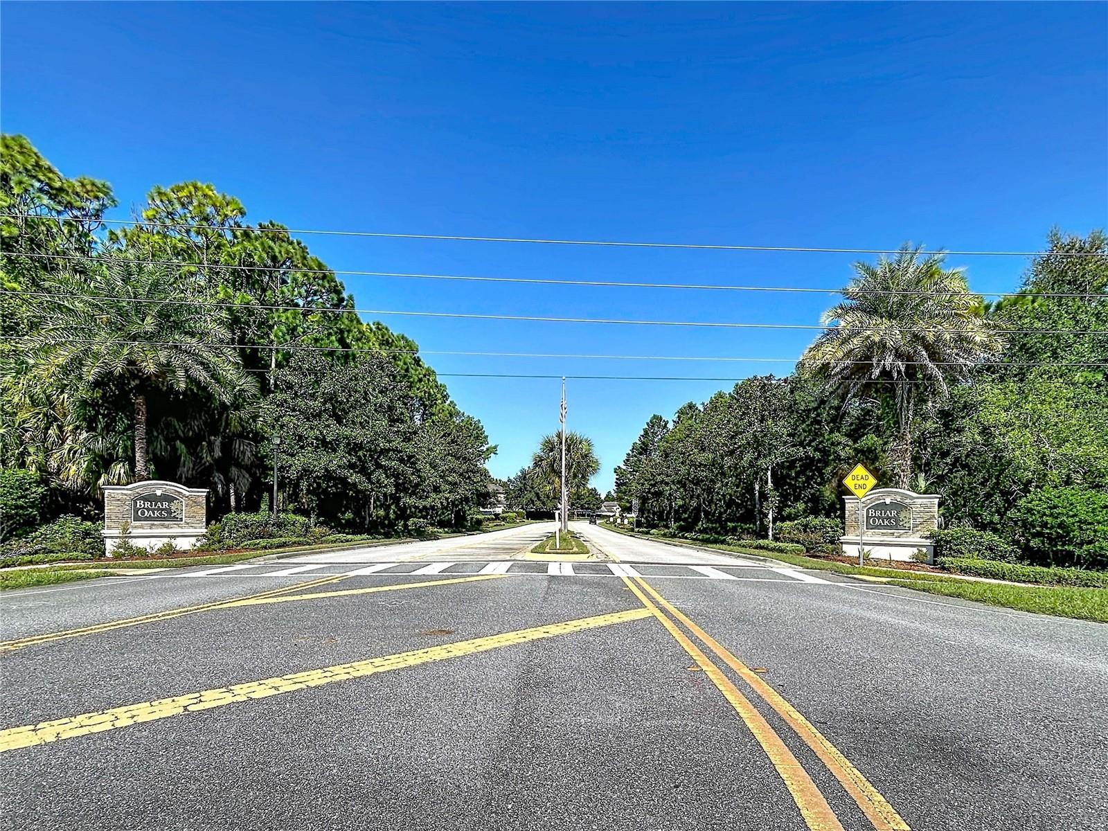18607 Briar Oaks Dr Property Photo 3