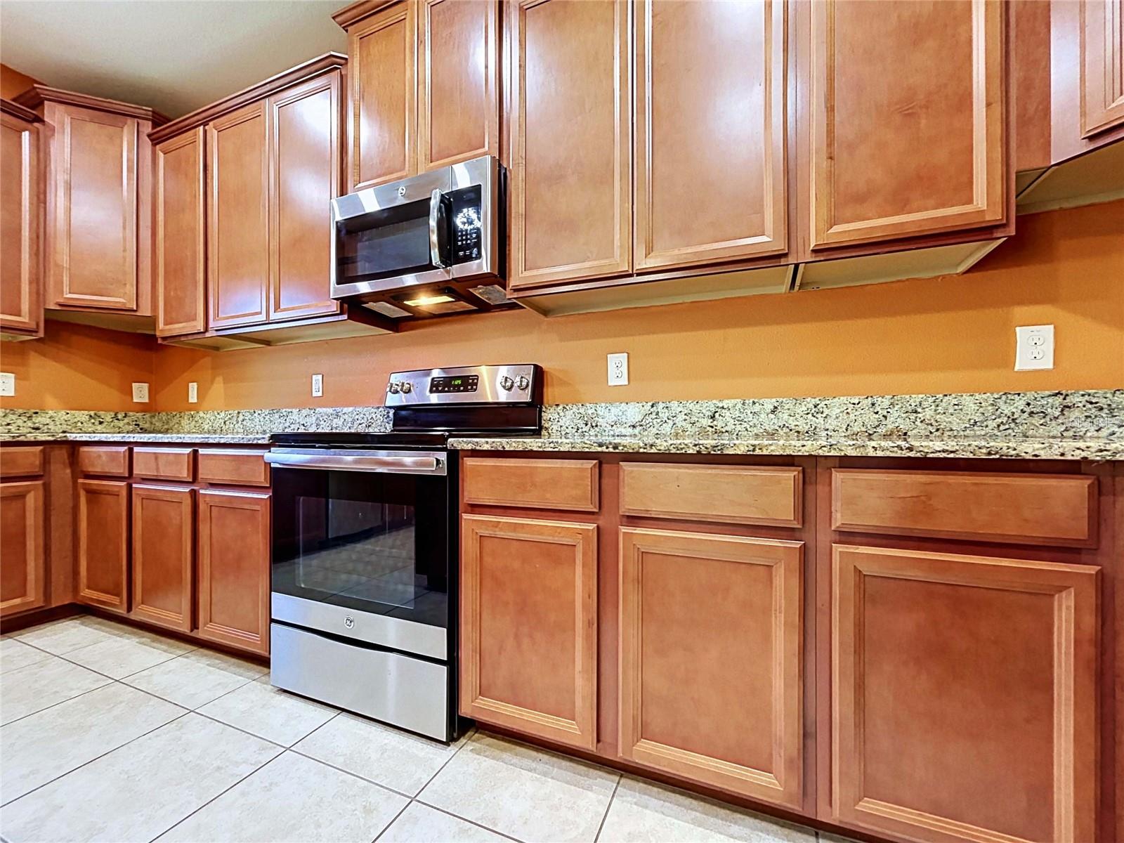 18607 Briar Oaks Dr Property Photo 28