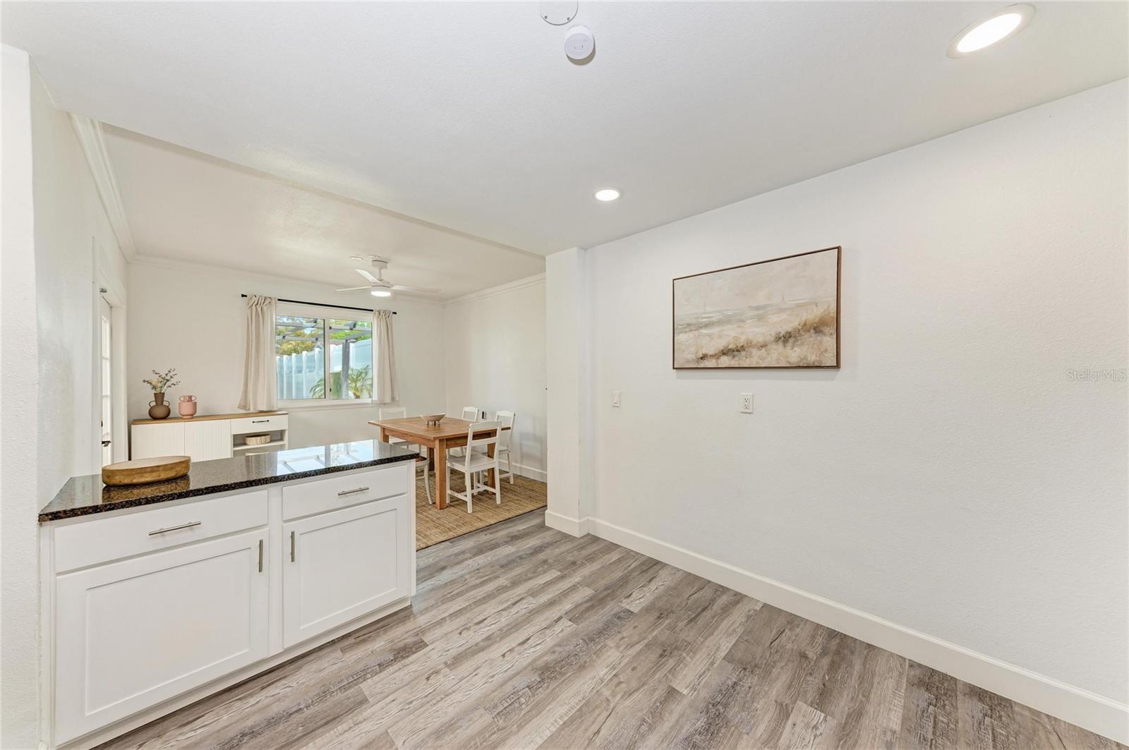 4617 Ardale St Property Photo 11