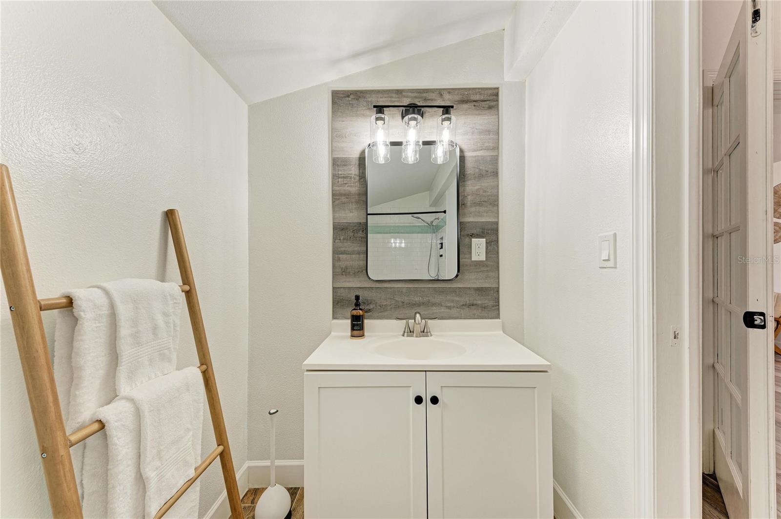 4617 Ardale St Property Photo 20