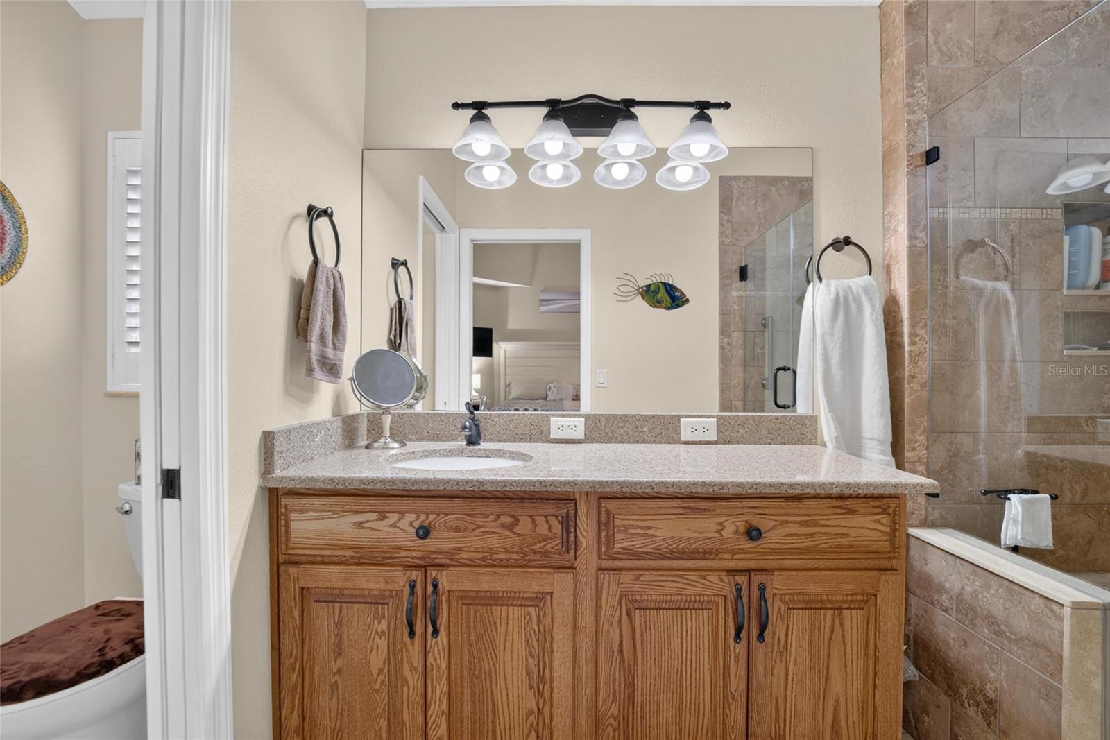 5848 Meadowpark Pl Property Photo 22