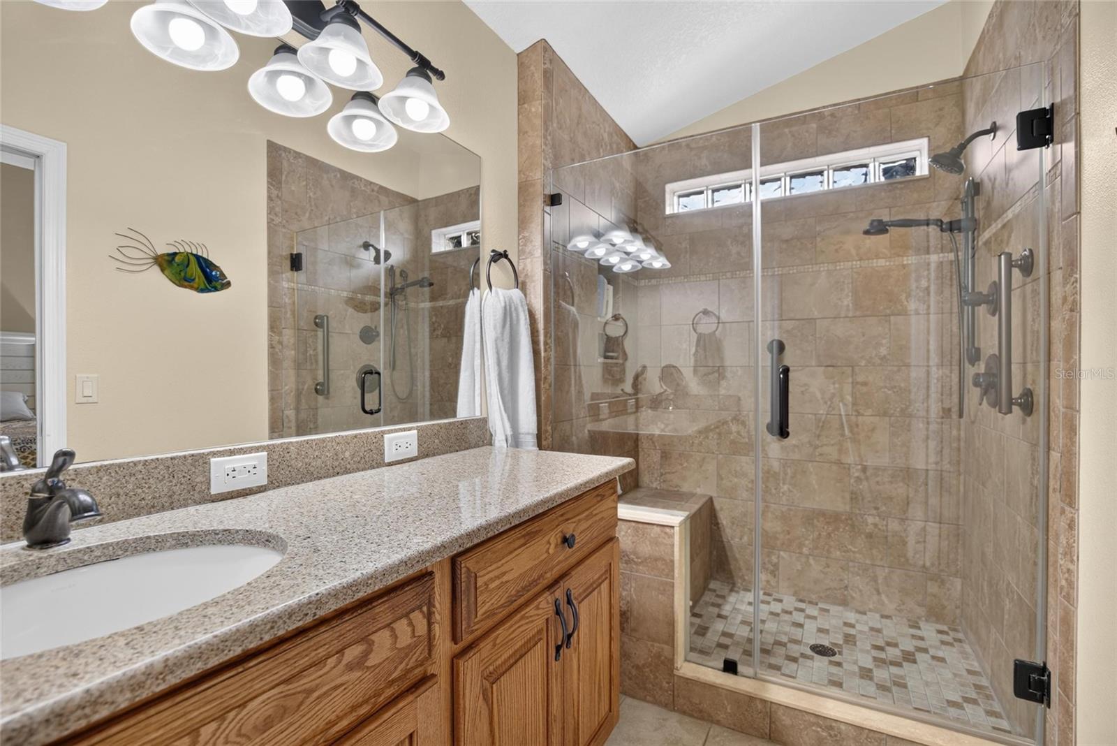 5848 Meadowpark Pl Property Photo 24