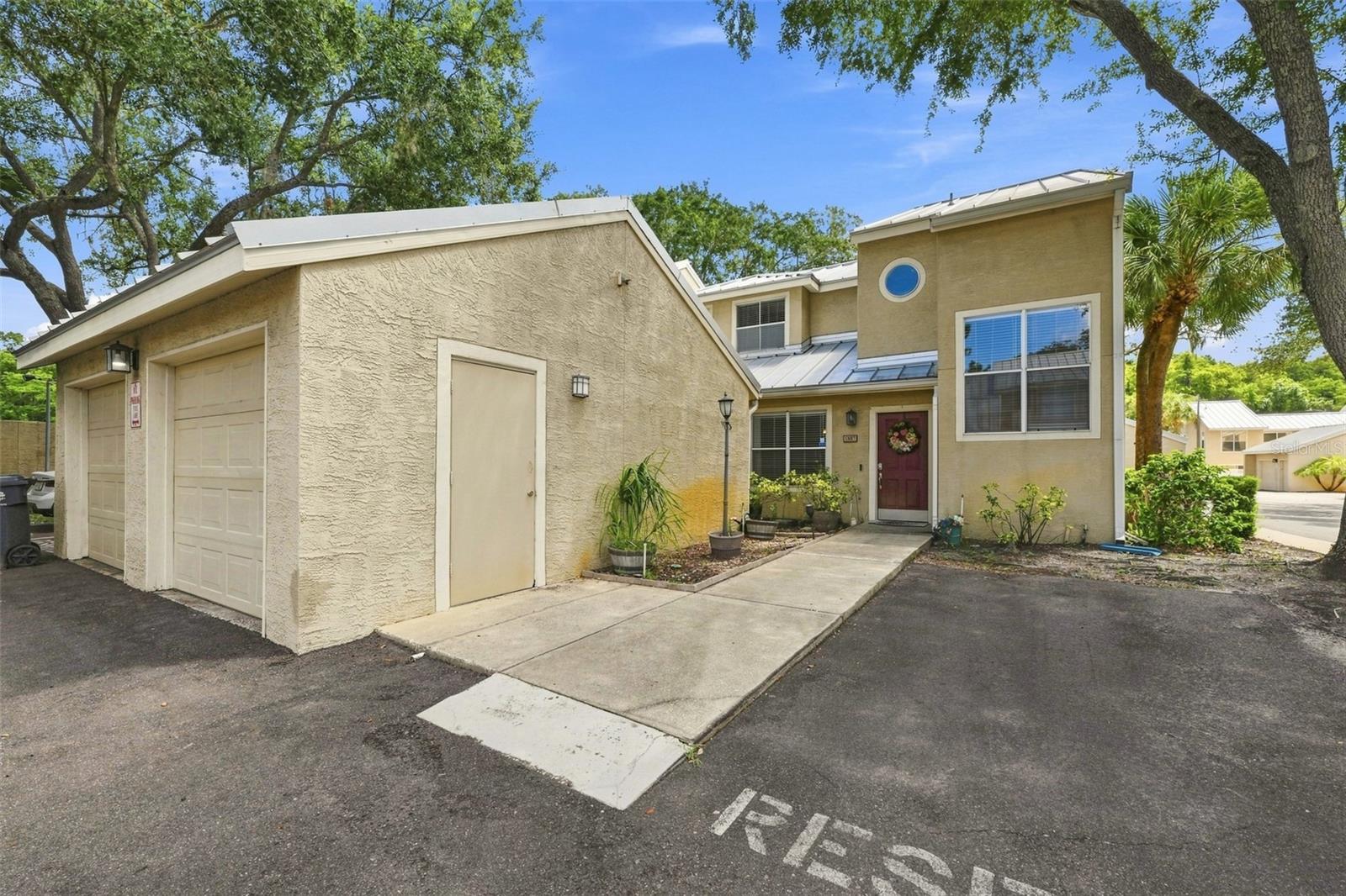 13017 Lorna Pl Property Photo 1