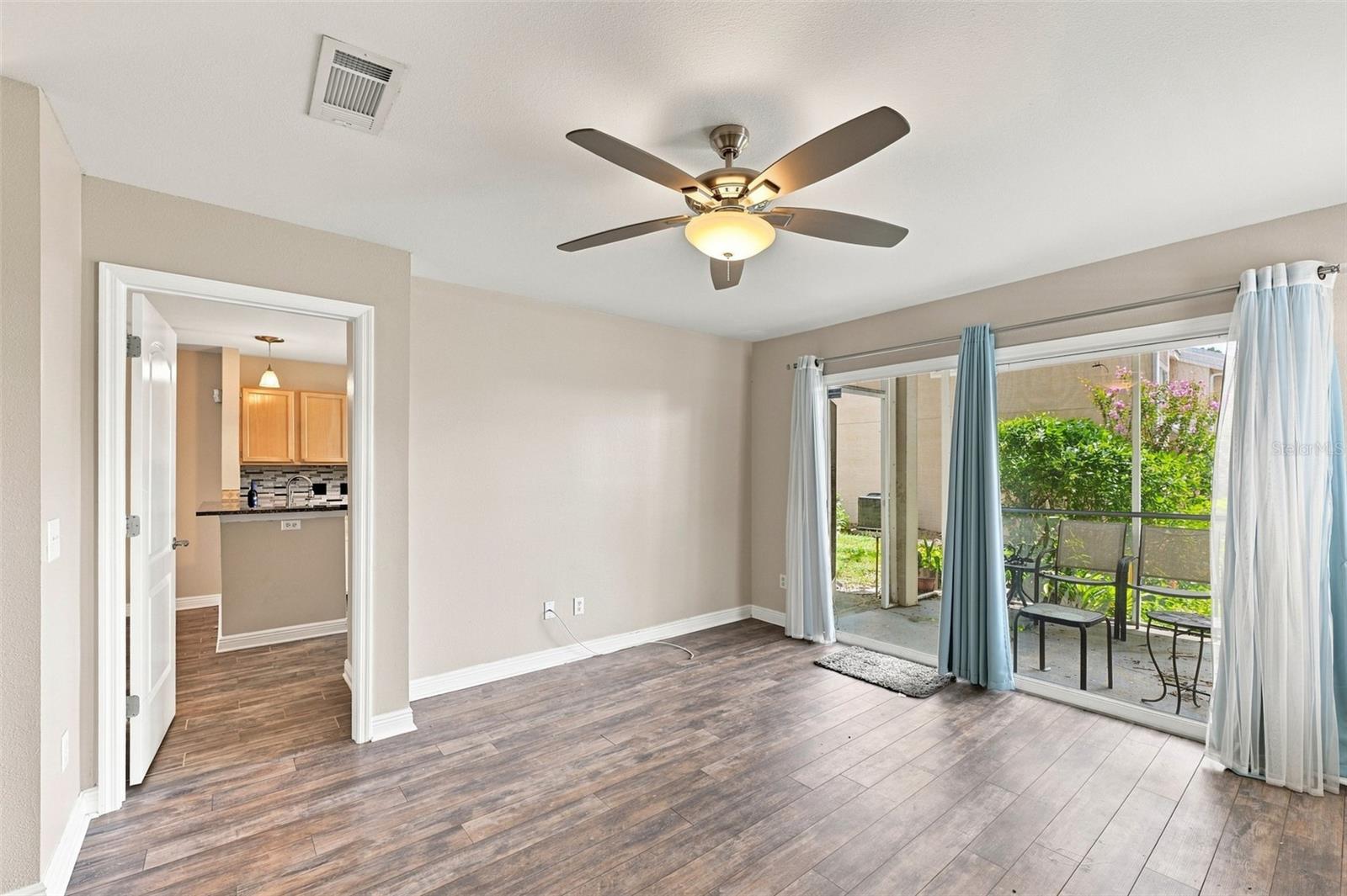 13017 Lorna Pl Property Photo 14