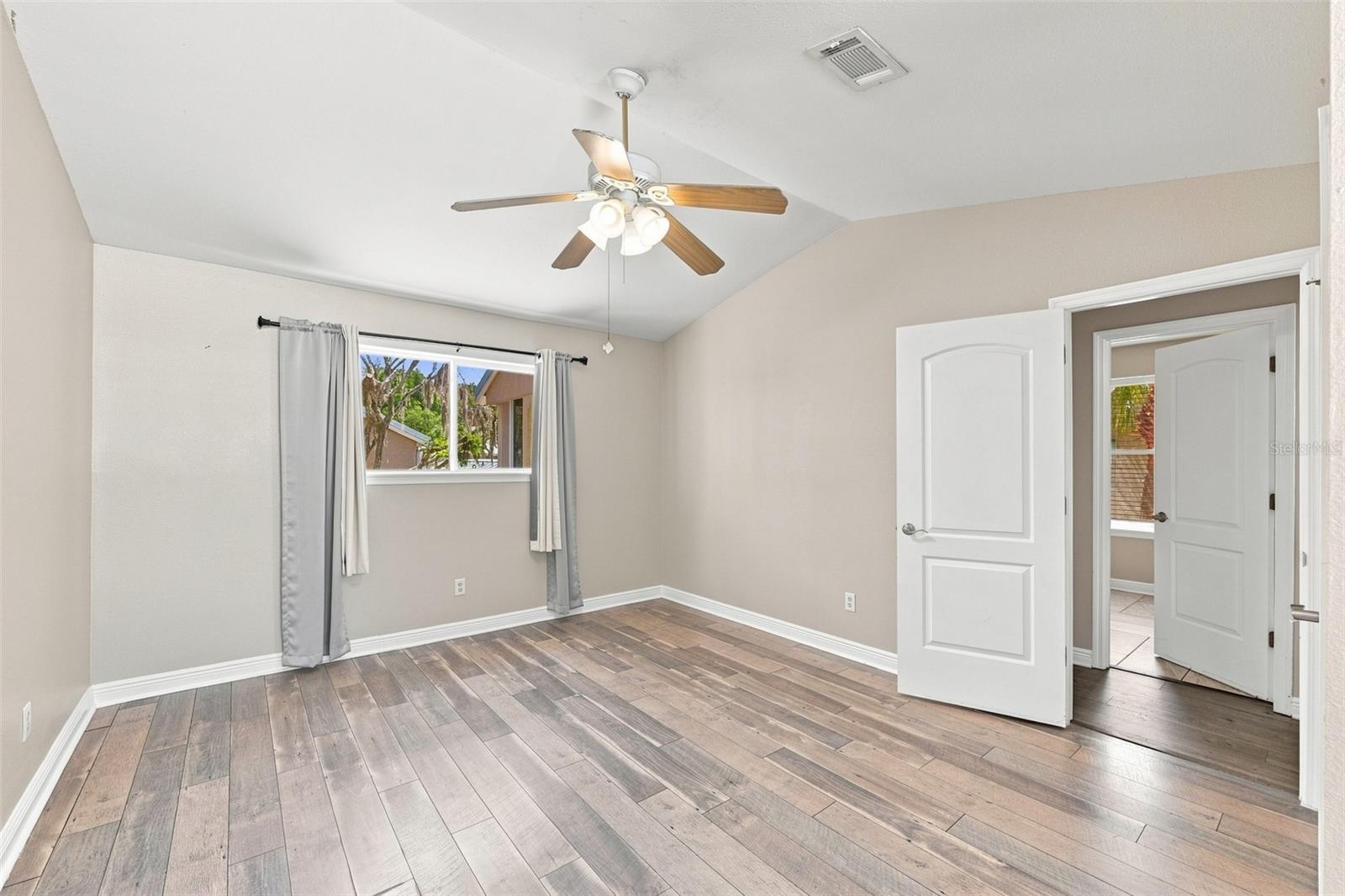 13017 Lorna Pl Property Photo 19