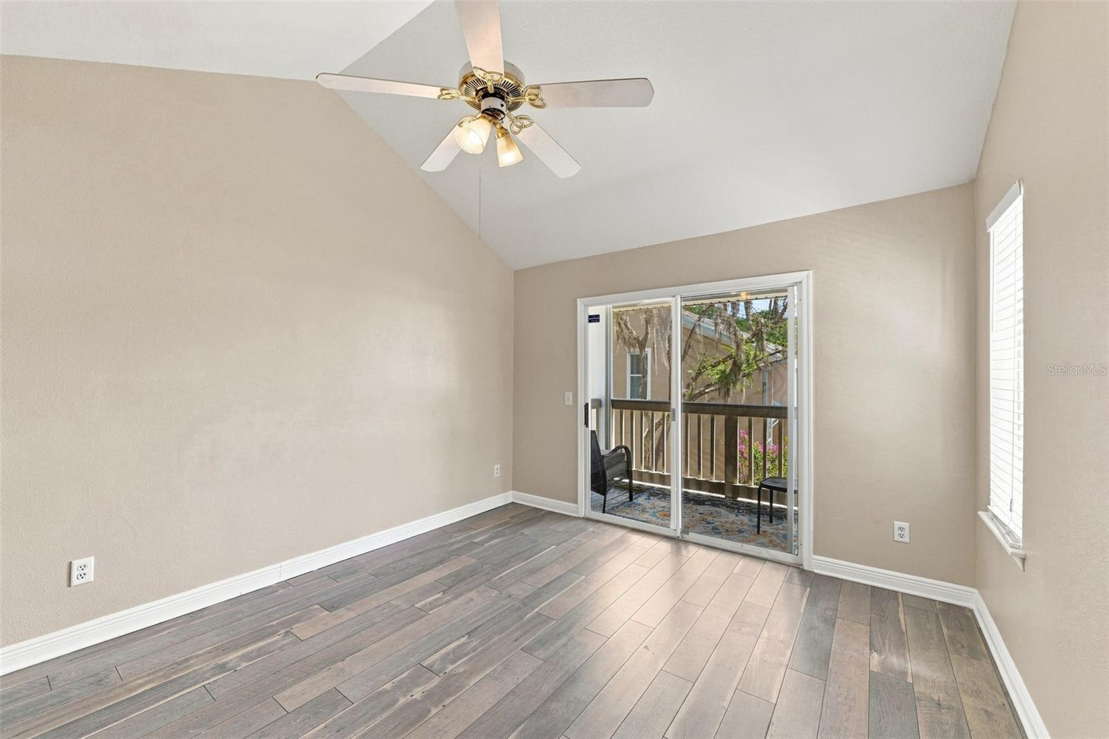 13017 Lorna Pl Property Photo 23
