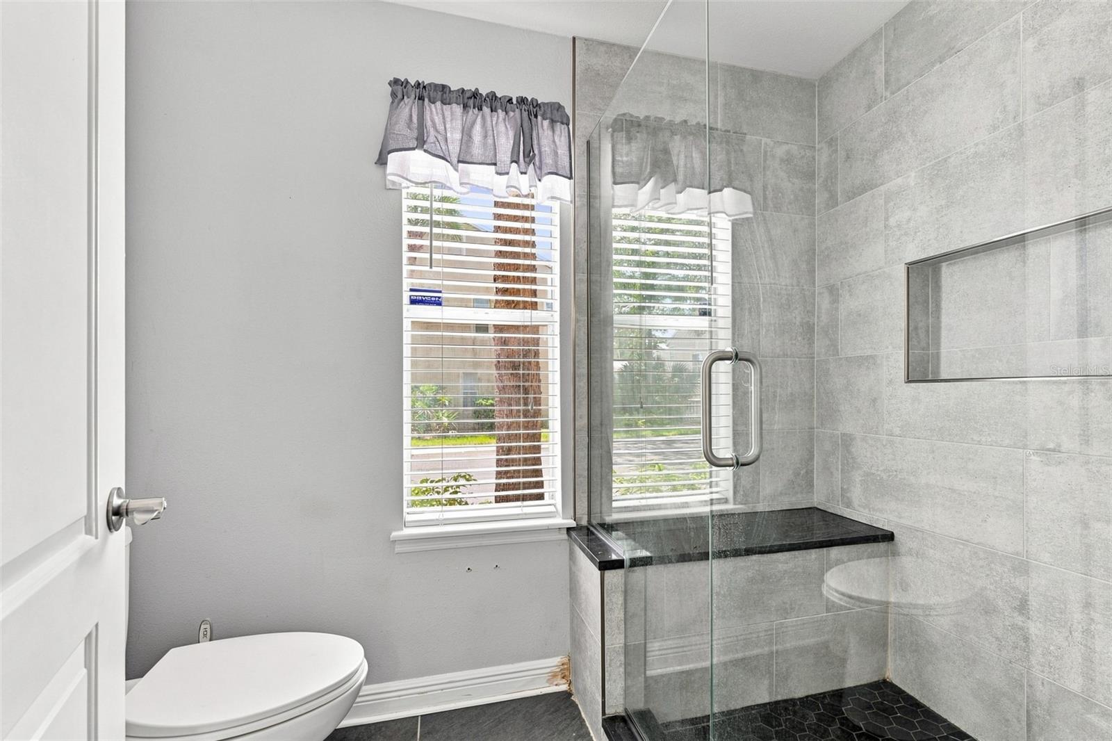 13017 Lorna Pl Property Photo 26