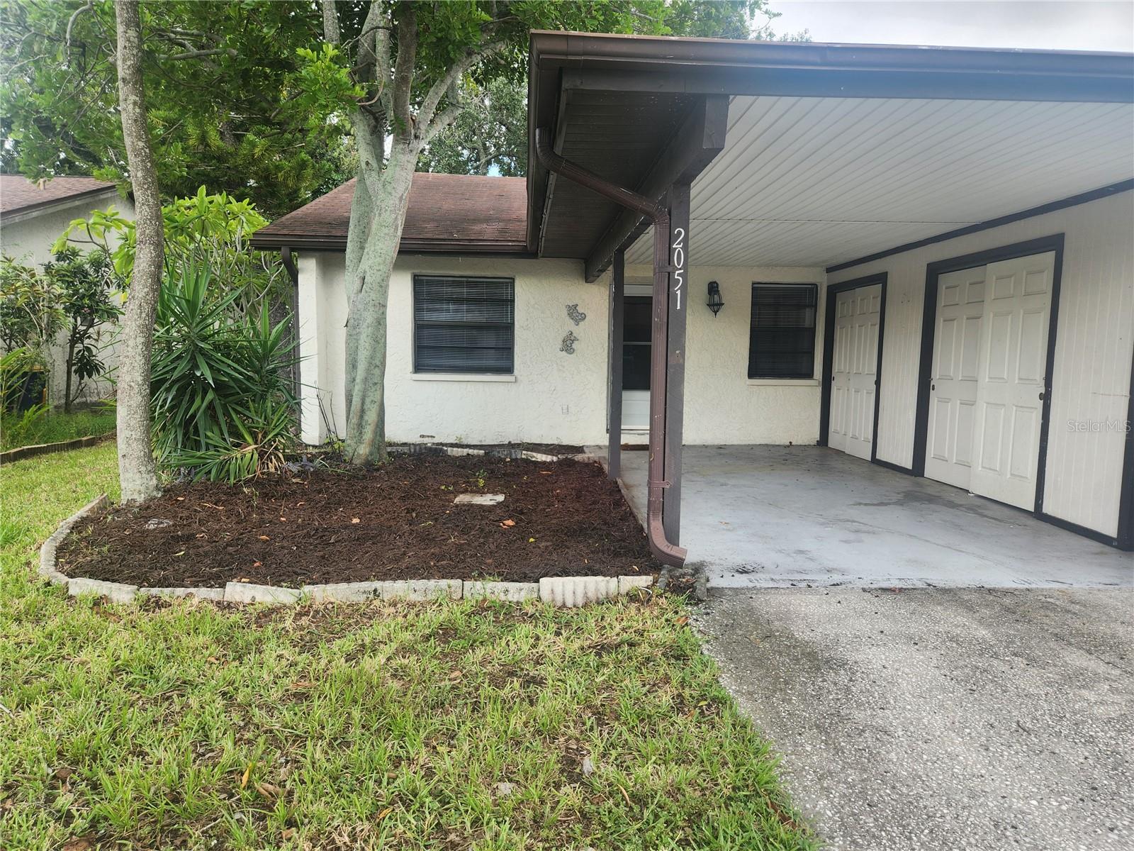 2051 Sunset Grove Ln Property Photo 1