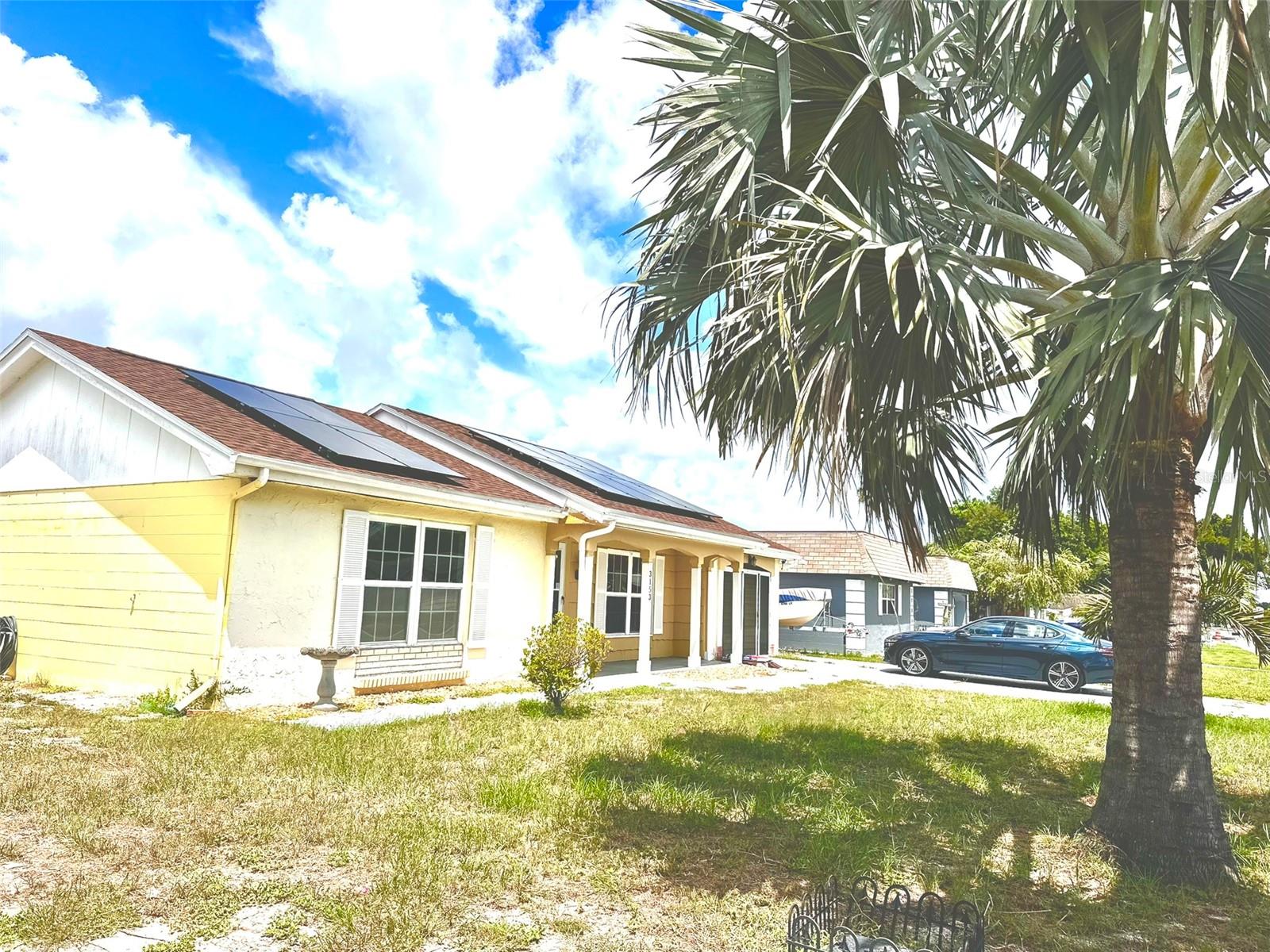 3153 Moog Rd Property Photo 5