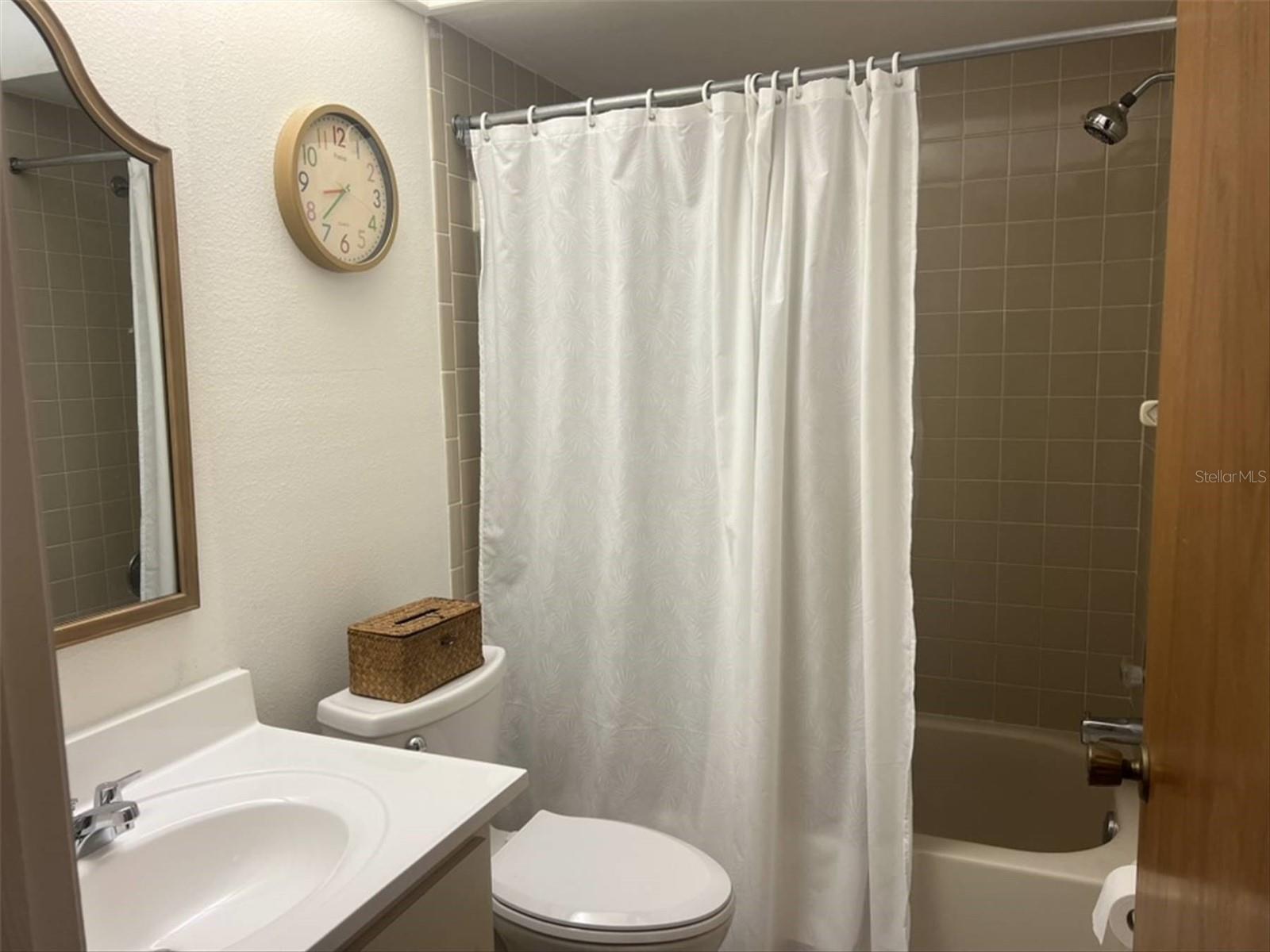 10706 Laquinta Dr Property Photo 34